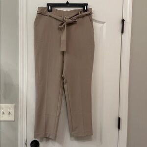 Nicole Miller Cream Ankle Pants